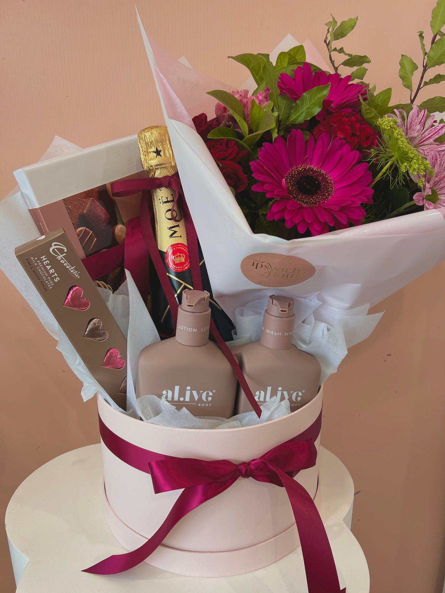 VALENTINE'S DAY HAMPERS