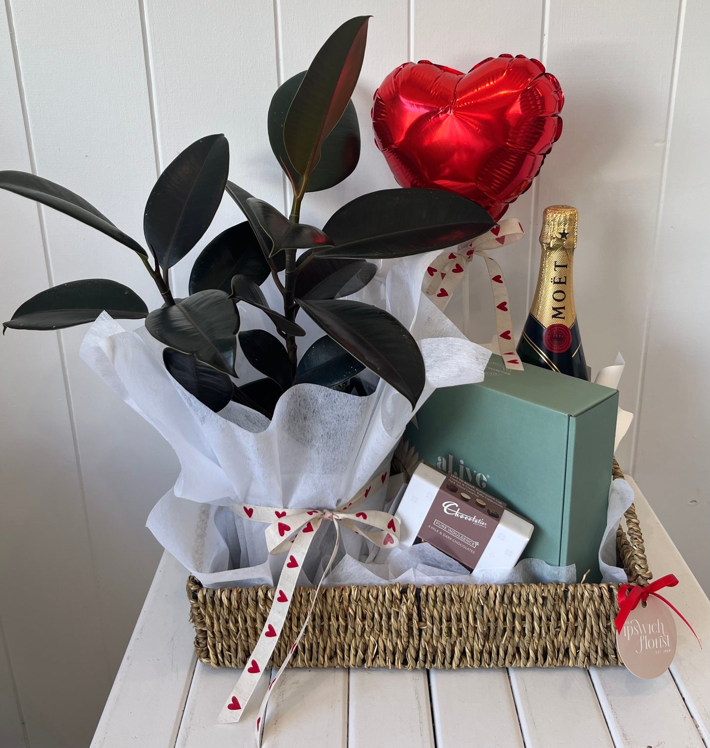 VALENTINE'S DAY HAMPERS