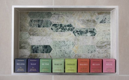 Wild Emery Shower Streamer